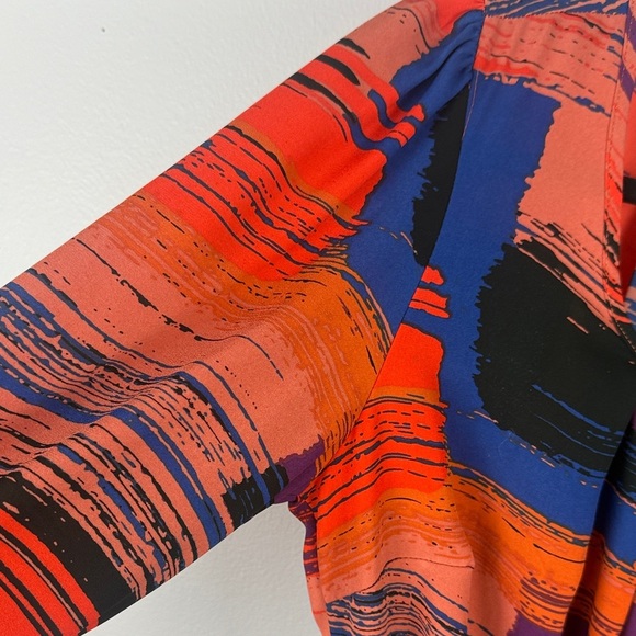 Black Rainn Casual Multicolor Abstract Pleated Front & Back Blouse Size Medium - Picture 4 of 11